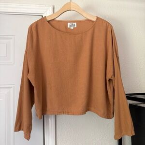 ME & ARROW rust orange tan boat neck boxy cropped long sleeve top blouse‎ shirt
